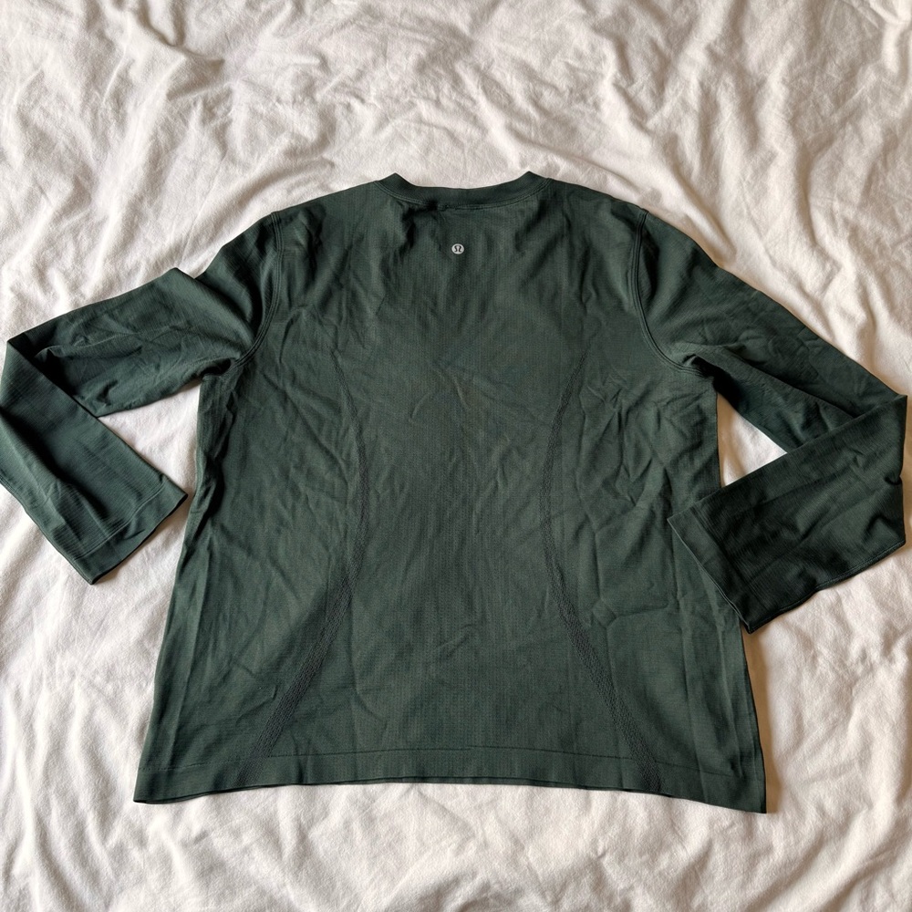 Lululemon Swiftly Relaxed Long-Sleeve Shirt Hip Length - Rainforest Green - Picture 2 of 2